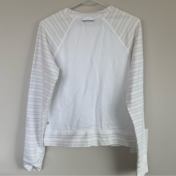Lululemon Voyager Pullover size 10 - Picture 2 of 12